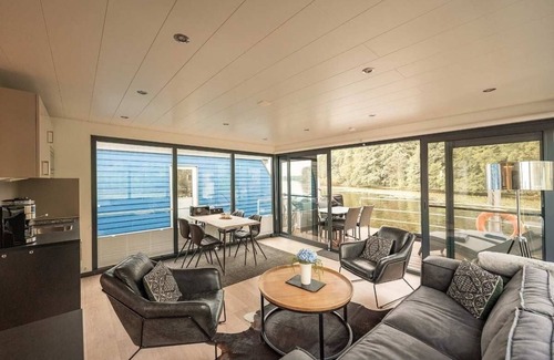 Niederneuendorf Apartamento | Hausboot für 4 Gäste mit 45m² in Hennigsdorf