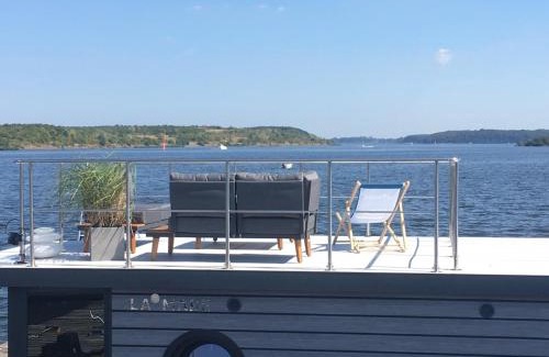 Reppenhagen Alquiler De Eote | Hausboot Hafenprinz Lübeck