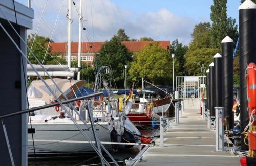 Knieper Nord Alquiler De Eote | Hausboot Liliput
