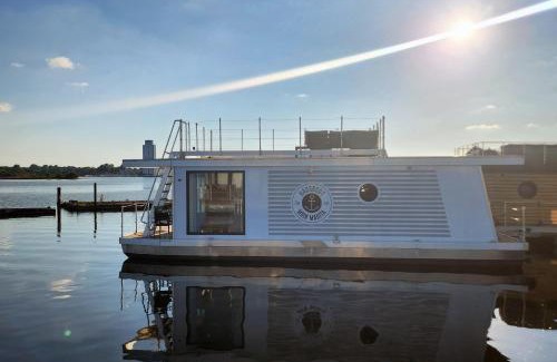 Schleswig Alquiler De Eote | Hausboot Moin Madita in exklusiver Lage