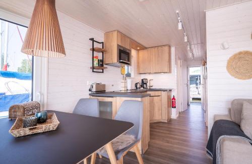 Fehmarnsund Casa | Hausboot Schatzkiste