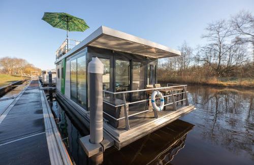 Bad Bederkesa Casa | Hausboot "Seerose"