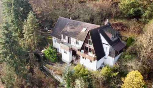 Frankenberg Casa | Haushälfte mit Jakuzzi in Frankenberg