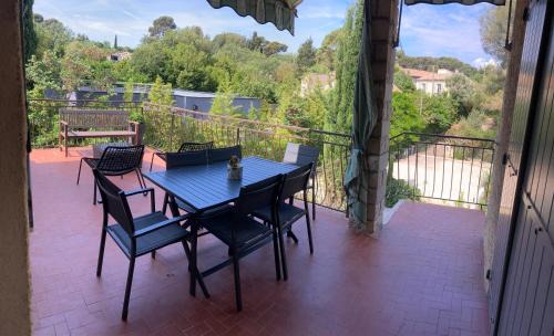 Le Mourillon Apartamento | Haut de villa avec terrasse privative jardin et parking tout près des plages