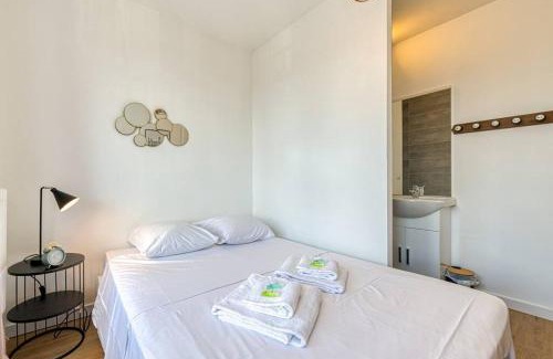 Secteur 3 Apartamento | Haut standing, 4 ch dont 2 sdb privé, clim, fibre