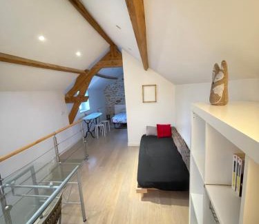 Boisemont Casa | Hautil room