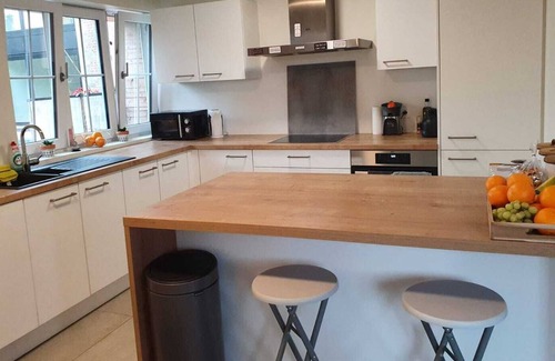 Frasnes-lez-Buissenal Apartamento | Hauts Des Collines