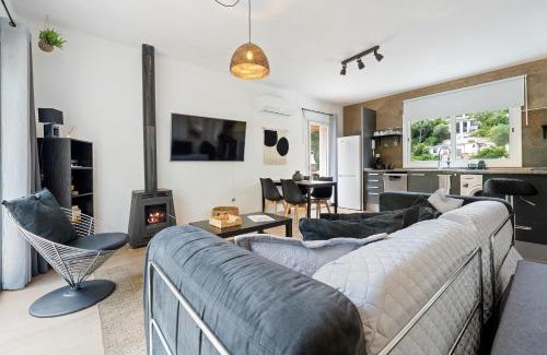 Olivella Casa | Hauzify I Cases Olivella