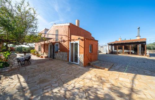L'Ametlla de Mar Casa | Hauzify I Mas Bomba