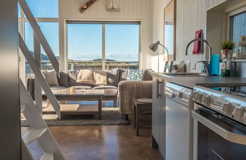 Skaerhamn Cabina | Hav & Logi Skärhamn