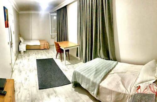 Arnavutkoy Cama Y Desayuno | Havalimanına 10 dakika uzaklıkta villa/oda+kahvaltı