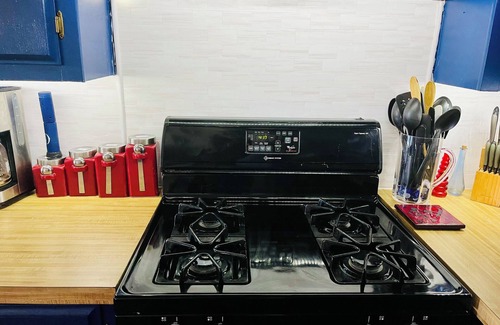Lake Havasu City Casa | Havasu Landing Heaven near Casino w/ Panoramic Lake & City Views, Sleeps 8
