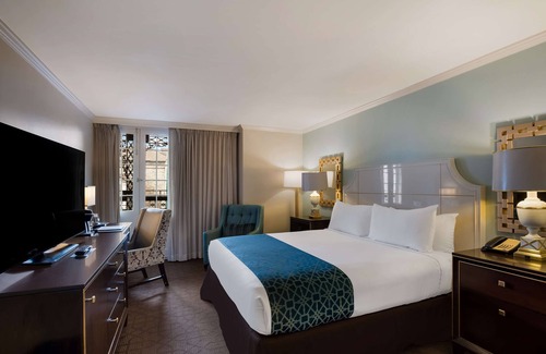 French Quarter Hotel | Have a Relaxing Stay! Pet-friendly Property w/ Pool, Evening Entertainment!