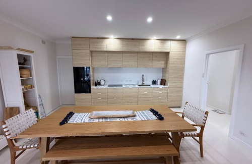 Moorowie Casa | Haven at Hardwicke-Absolute beachfront! Off Peak Special!