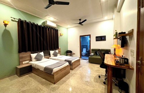 Sector 31 Hotel | Haven Hotel Gurgaon
