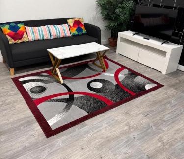 Evanston Casa | Haven Lodge, 2BR Brand New Basement Suite