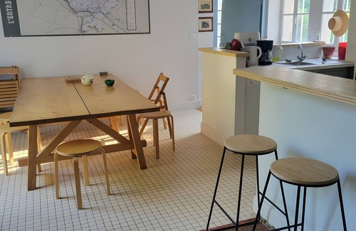 Montagoudin Casa | Refugio de Paz en el Corazón de Entre-Deux-Mers: Encantadora Casa con Piscina, Sauna y Naturaleza