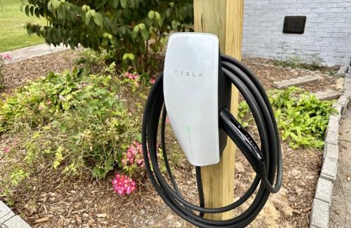 Durham Casa | Haven of Rest 3BR near Duke, RDU, RTP with EV Charger