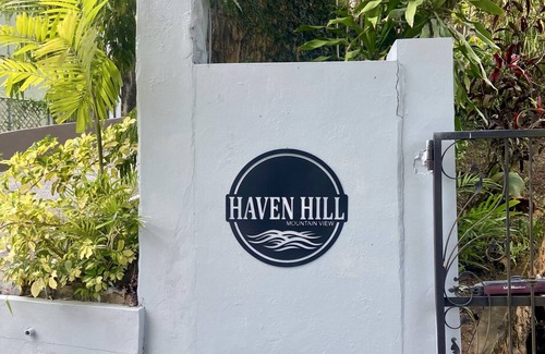 Glencoe Casa | Havenhill is a scenic & happening Escape for 7!