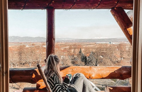 Pesteana Cabina | Havens Treehouse Transylvania