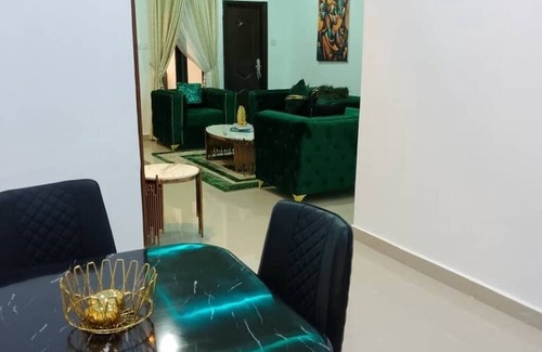 Benin City Apartamento | HAVILAH APARTMENT