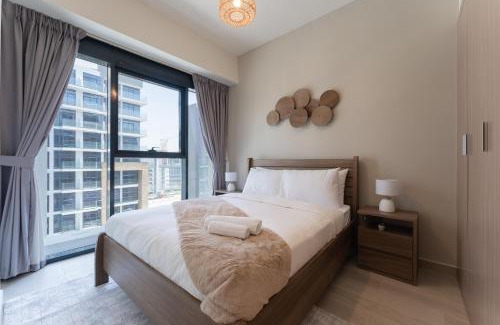 Nad Al Sheba Apartamento | HAVN - 1 Bedroom Unit in Azizi Riviera, Meydan