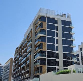 Nad Al Sheba Apartamento | HAVN - 1 Bedroom Unit in Azizi Riviera, Meydan