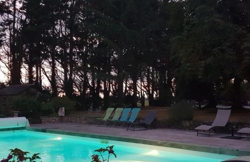 Teille Casa | Havre de paix avec piscine chauffée, jardin arboré et activités pour tous - FR-1-306-1142