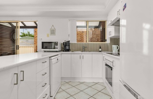 Huskisson Casa | Haw1.29 - Shells by Experience Jervis Bay