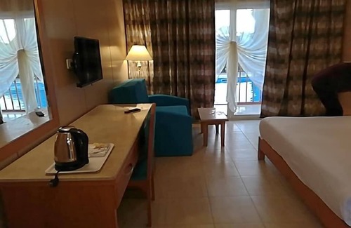 Al Ahyaa Hotel | Hawaii Caesar Dreams Resort & Aqua Park - Families and Couples only