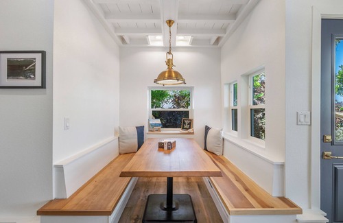 Ewa Casa | Hawaiian Beach Front Home Newly remodeled 1942 Beachfront Luxury Cottage.