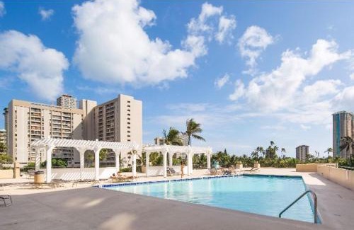 McCully - Moiliili Apartamento | Hawaiian Monarch 1804 condo