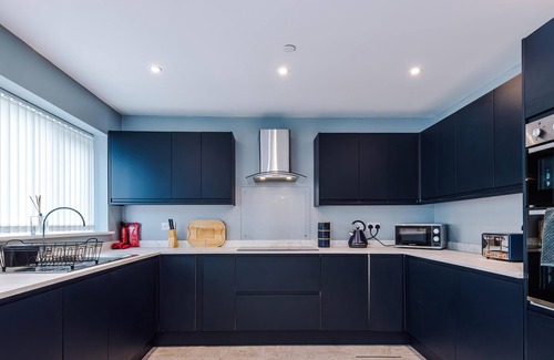 Ewloe Casa | Hawarden Very Spacious/ Detached/5 bed Driveway