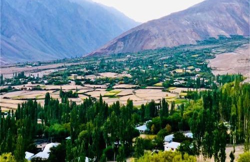 Azad Kashmir Hotel | Haweli Guest House Harchin ,chitral