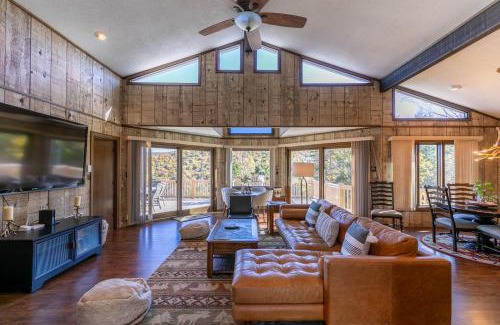 Seven Devils Casa | Hawk Haven