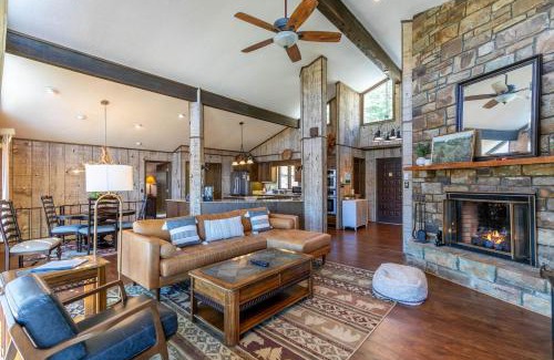 Seven Devils Casa | Hawk Haven