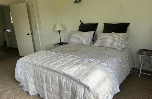 Clive Casa | Hawkesbury Cottage