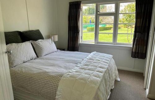 Clive Casa | Hawkesbury Cottage