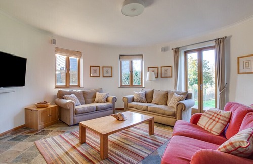 Abbess Roding Casa | Hawkridge Oast - Five Bedroom House, Sleeps 12