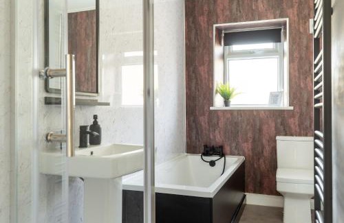 Haworth Casa | 'Haworth Haven', Warm Winter Cottage Getaway