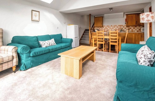 Talkin Cabaña | Hawthorn Cottage- UK45890
