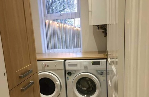 Blacon Casa | Hawthorn House, Cosy 2 Bed Near Chester City Center & Zoo