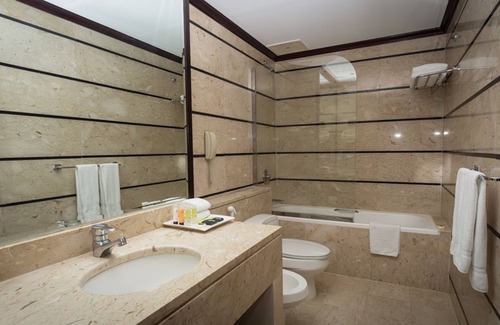 Al Khobar Hotel | Hawthorn Suites by Wyndham Al Khobar