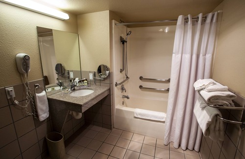 Napa Hotel | Hawthorn Suites by Wyndham Napa Valley