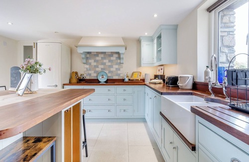 Westbrook Court Cabaña | Hay Boathouse/Maes-y-Caer