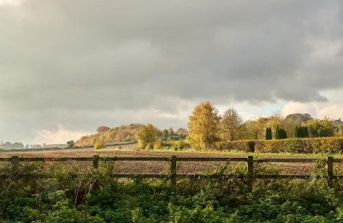 Lower Froyle Casa | Haybarn Cottage