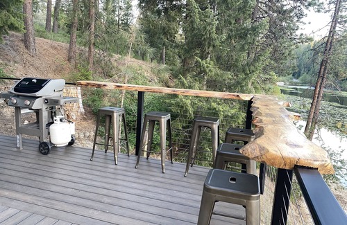 Hayden Cabina | ¡Recién listado! Hayden Lake Waterfront Home W / Boat Dock!