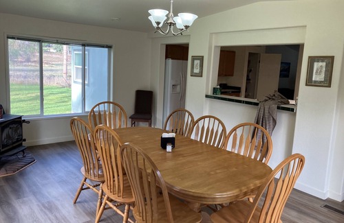 Fall Creek Casa | Hayden’s Green Acres on Big Fall Creek, 3BR 2Bath including River Front Access