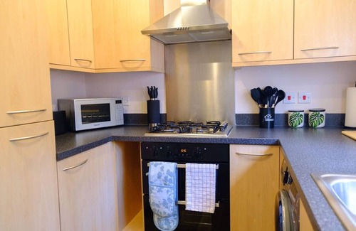 Swindon Casa | Haydon Stays Swindon ( 5Bed sleeps 9)
