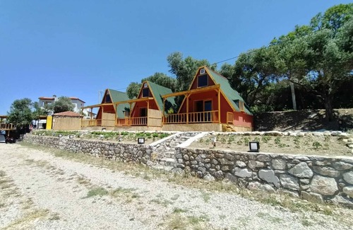 Karaburun Chalet De Esquí | Hayela Bungalov Otel ve Restaurant
